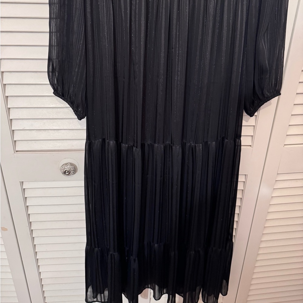 Lane Bryant maxi dress, black with silver threading, size 14w/16w, never worn.